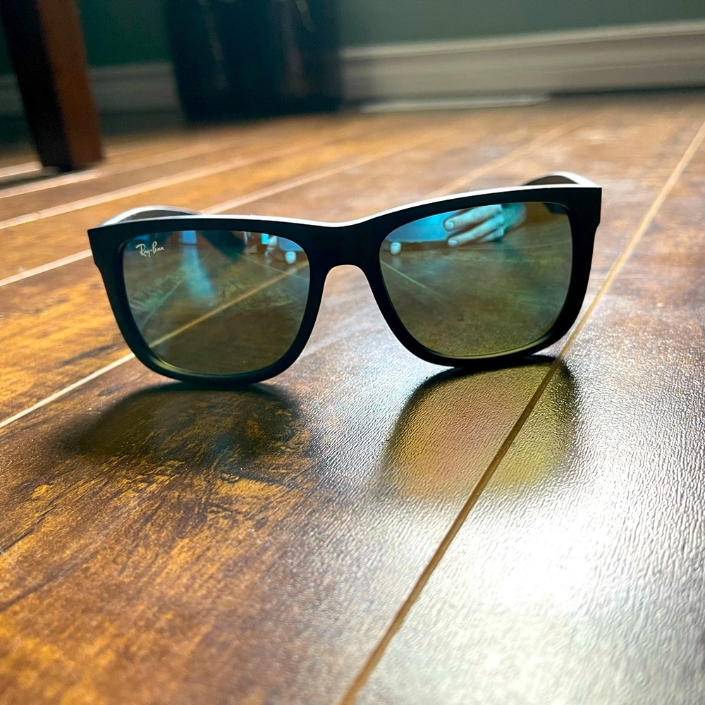 Ray Ban Justin Sunglasses